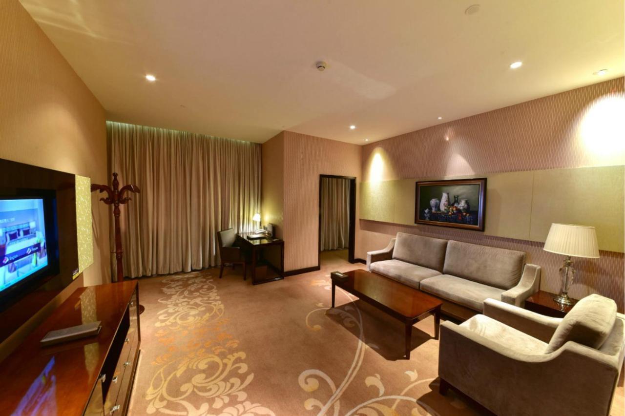 Hotel Ritan Downtown Beijing