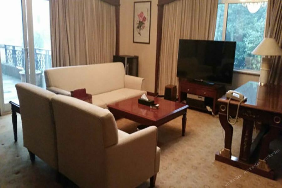 Ritan Downtown 5*